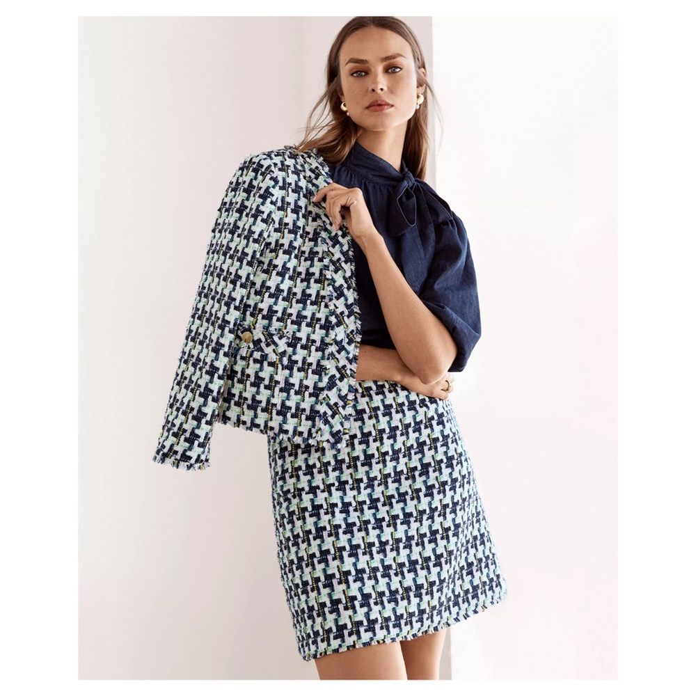 Ann Taylor • Petite Houndstooth Suit • 6&8P